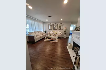 262 NE Floresta Drive, Port Saint Lucie, FL 34983 - Photo 21