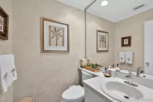 837 NW 47th St, Deerfield Beach, FL 33064 - Photo 5
