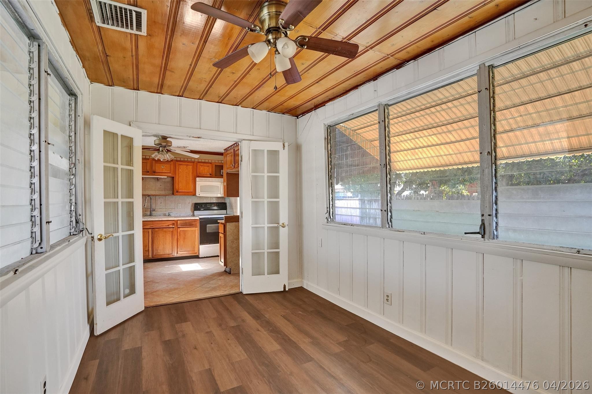 1560 NE 31st Ct - 1560 NE 31st Ct, Pompano Beach, FL 33064 Luxury Property | Jose Angel Pina