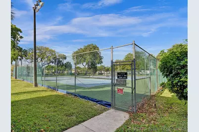 6080 N Sabal Palm Boulevard #Unit 305, Tamarac, FL 33319 - Photo 37
