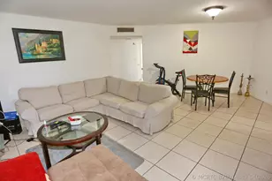 600 Pine Dr, Pompano Beach, FL 33060 - Photo 11