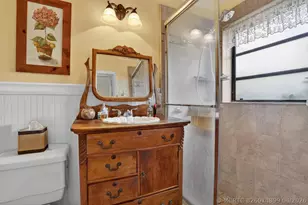 1931 NE 27th St, Lighthouse Point, FL 33064 - Photo 37