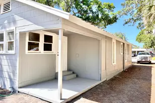 1135 17th Pl, Vero Beach, FL 32960 - Photo 3