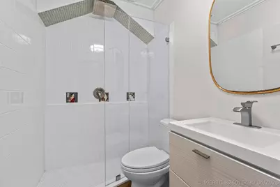 338 Princeton Drive, Lake Worth, FL 33460 - Photo 23