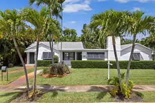 338 Princeton Dr, Lake Worth, FL 33460 - Photo 1