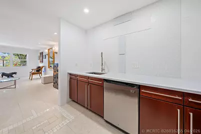 1516 S Lakeside Drive #106, Lake Worth, FL 33460 - Photo 5