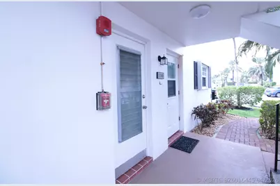 465 Paradise Isle Boulevard #110, Hallandale Beach, FL 33009 - Photo 3