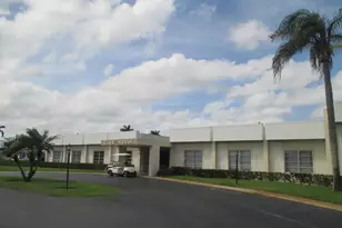 2951 Ashley Dr W, West Palm Beach, FL 33415 - Photo 17