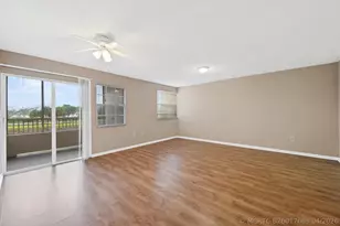 2861 N Oakland Forest Dr, Oakland Park, FL 33309 - Photo 7