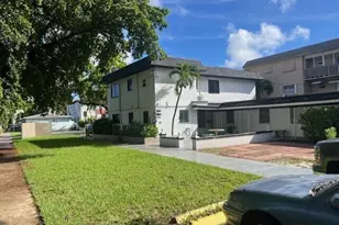 1858 Dewey St, Hollywood, FL 33020 - Photo 3