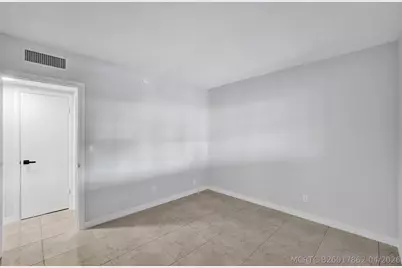 455 Paradise Isle Boulevard #305, Hallandale Beach, FL 33009 - Photo 13