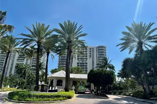6001 N Ocean Dr, Hollywood, FL 33019 - Photo 9