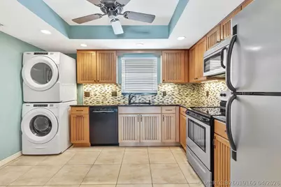 301 Lake Shore Drive #503, Lake Park, FL 33403 - Photo 5