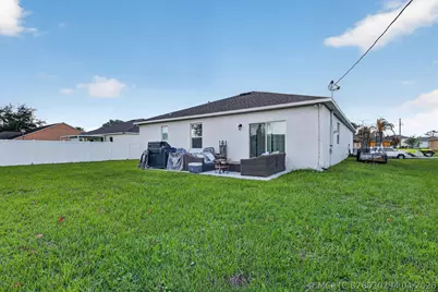 535 SW Butler Avenue, Port Saint Lucie, FL 34983 - Photo 27