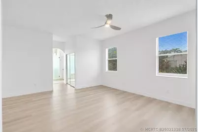 8914 Brittany Lakes Drive, Boynton Beach, FL 33472 - Photo 11
