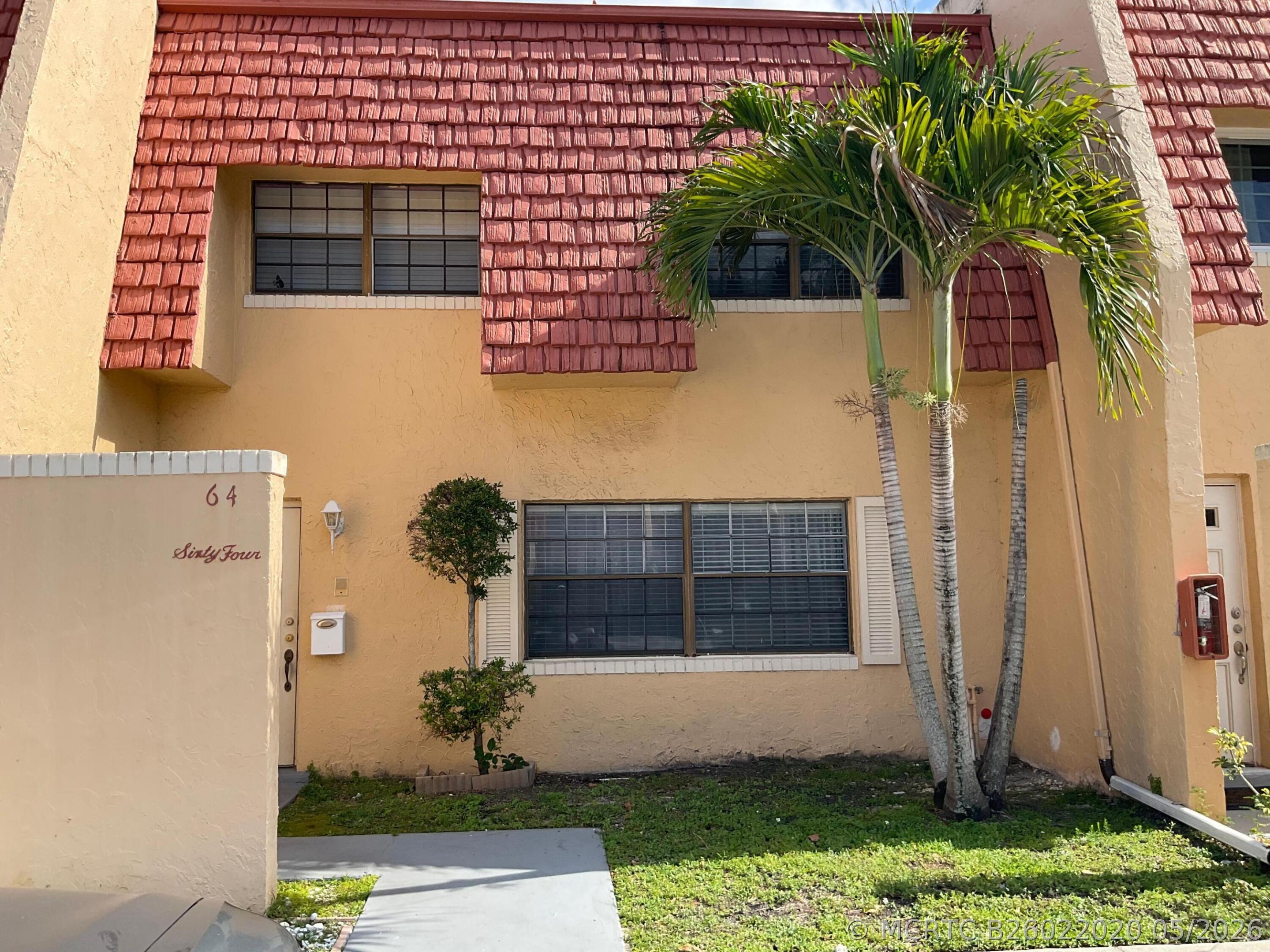 64 Canterbury Ln - 64 Canterbury Ln, Tamarac, FL 33319 Luxury Property | Jose Angel Pina