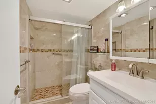 5681 SW 2nd Ct, Margate, FL 33068 - Photo 15