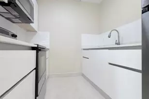 53 NE 16th Pl, Fort Lauderdale, FL 33305 - Photo 23
