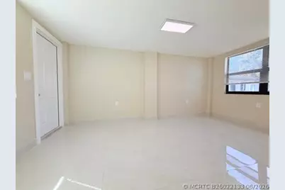 53 NE 16th Place, Fort Lauderdale, FL 33305 - Photo 15