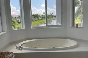 4600 Mariners Cove Dr, Wellington, FL 33449 - Photo 13