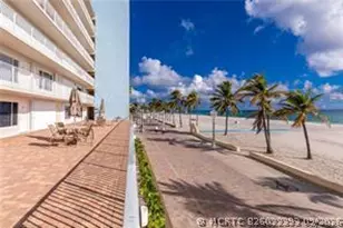 300 Oregon St, Hollywood, FL 33019 - Photo 3