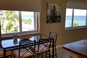 300 Oregon St, Hollywood, FL 33019 - Photo 9