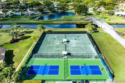 5692 Willow Creek Lane, Delray Beach, FL 33484 - Photo 33
