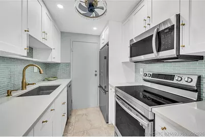 720 Orton Avenue #505, Fort Lauderdale, FL 33304 - Photo 7