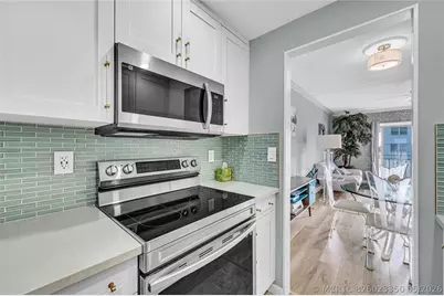 720 Orton Avenue #505, Fort Lauderdale, FL 33304 - Photo 9