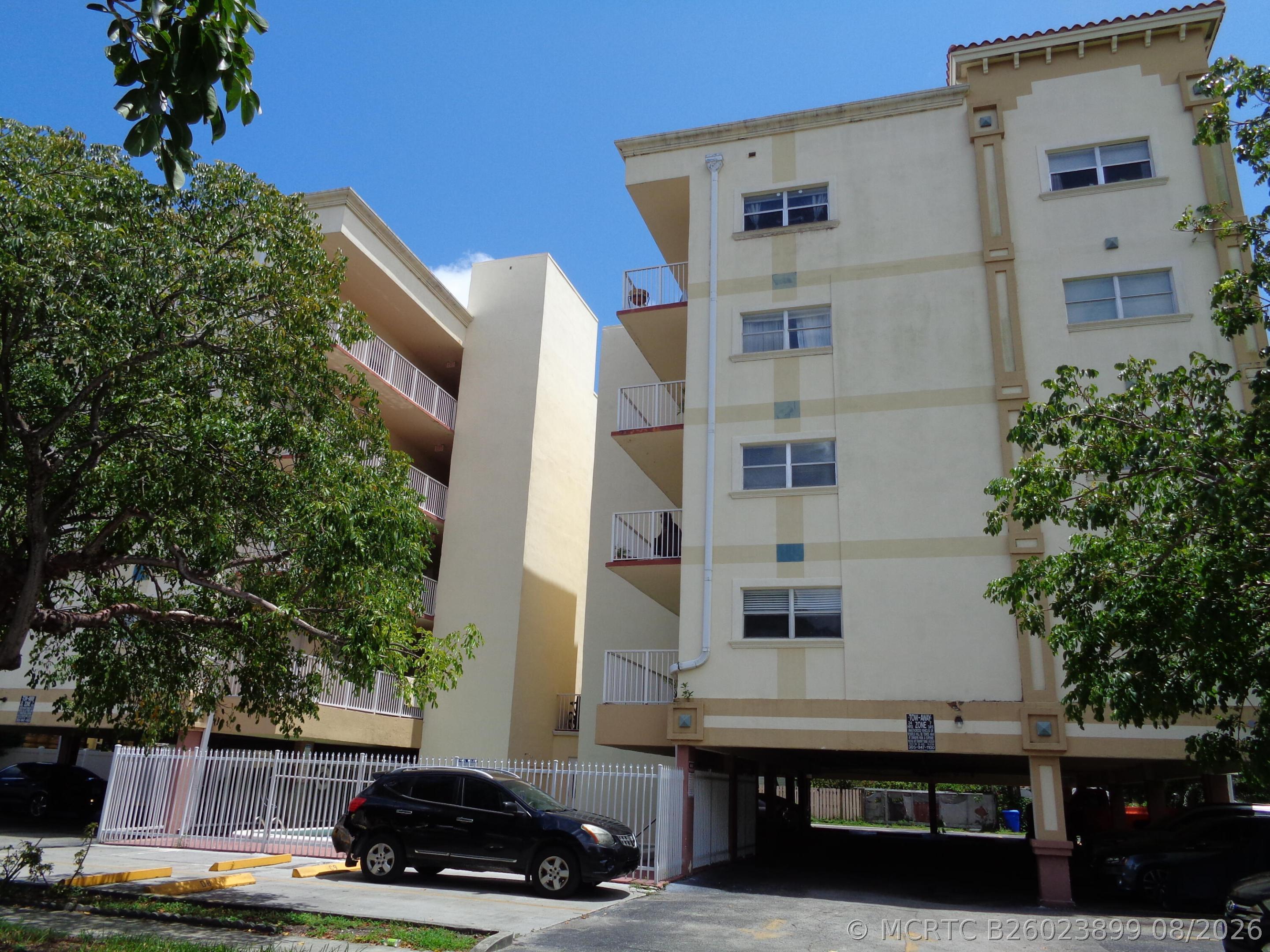 2008 Jackson St #E9 main architectural view
