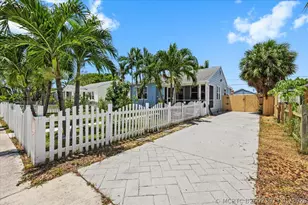 915 N K St, Lake Worth Beach, FL 33460 - Photo 1