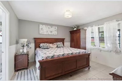5330 Mendoza Street, West Palm Beach, FL 33415 - Photo 9