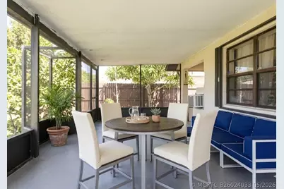 5330 Mendoza Street, West Palm Beach, FL 33415 - Photo 13