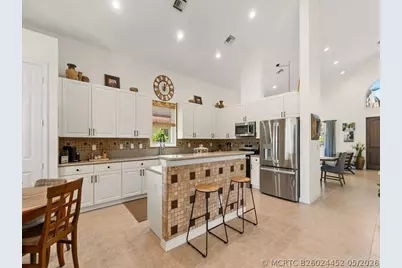 1010 SW Ruby Ave Avenue SW, Vero Beach, FL 32968 - Photo 23