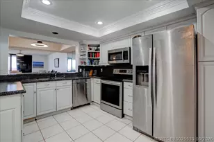 7030 Half Moon Cir, Hypoluxo, FL 33462 - Photo 11