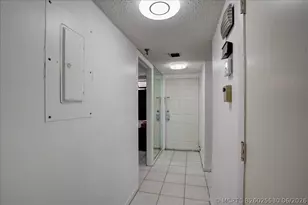 7030 Half Moon Cir, Hypoluxo, FL 33462 - Photo 7