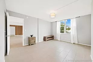 113 Royal Pk Dr, Oakland Park, FL 33309 - Photo 11