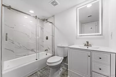 200 Jacaranda Country Club Drive #3c, Plantation, FL 33324 - Photo 23