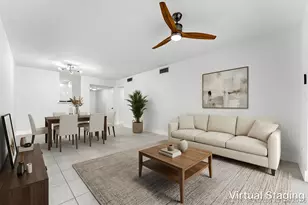 200 Jacaranda Country Club Dr, Plantation, FL 33324 - Photo 9