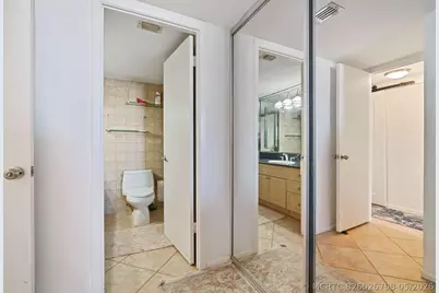 18021 Biscayne Boulevard #504, Aventura, FL 33160 - Photo 17