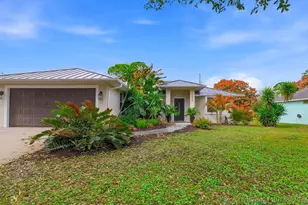 1895 SW 17th Ave Ave SW, Vero Beach, FL 32962 - Photo 1