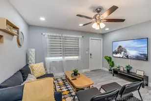 1051 SW 32nd Ct, Fort Lauderdale, FL 33315 - Photo 5