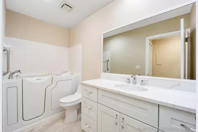 1600 SE Saint Lucie Boulevard #205, Stuart, FL 34996 - Photo 23