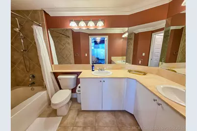 806 E Windward Way #323, Lantana, FL 33462 - Photo 17