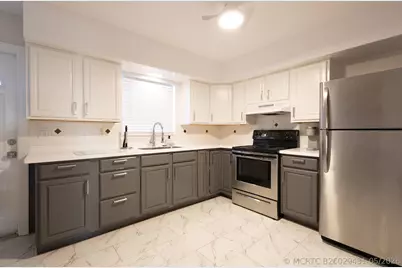 714 S Arnold Avenue #B Left Side, Lantana, FL 33462 - Photo 5