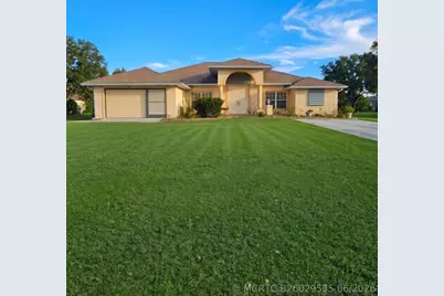 41 Pelton Circle, Port Charlotte, FL 33954 - Photo 1