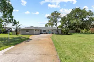 698 Fischer Dr, Sebastian, FL 32958 - Photo 29
