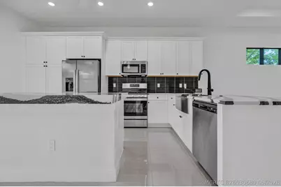 5501 Santa Rosa Lane, Loxahatchee, FL 33470 - Photo 9