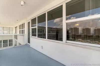 3300 NE 36th Street #1711, Fort Lauderdale, FL 33308 - Photo 9