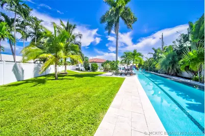 250 NE 27th Court, Boca Raton, FL 33431 - Photo 5
